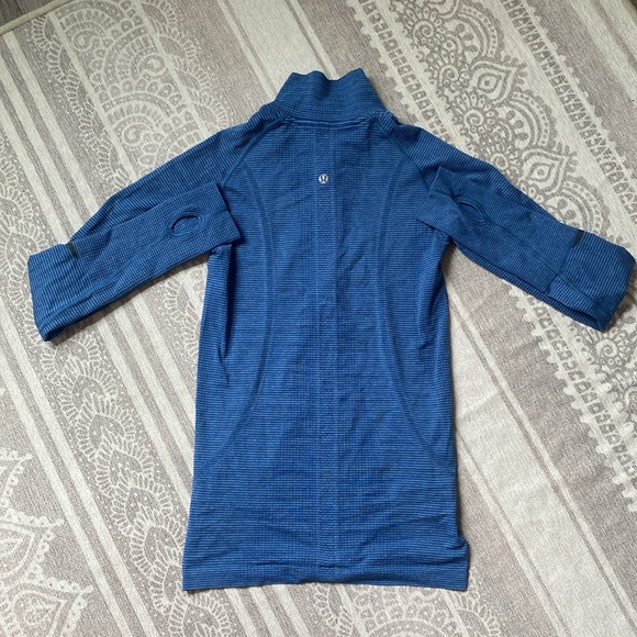 Lululemon Run: Swiftly Tech 1/2 Zip in Tonka Stripe Heathered Blue Rugged Blue - Picture 11 of 14